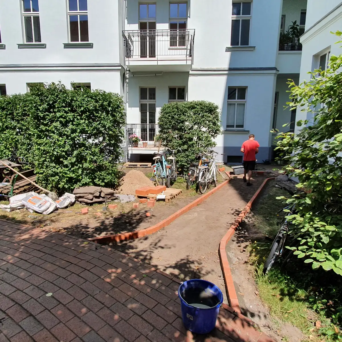 Referenz: Pflaster und Gartenbau